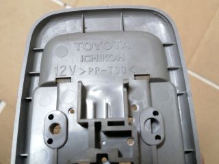 bontott TOYOTA RAV 4 Beltér Világítás Hátsó