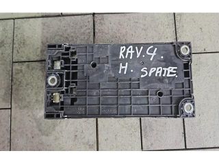 bontott TOYOTA RAV 4 Biztosítéktábla Csomagtér