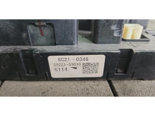 bontott TOYOTA RAV 4 Biztosítéktábla Csomagtér