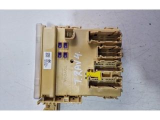 bontott TOYOTA RAV 4 Biztosítéktábla Utastér