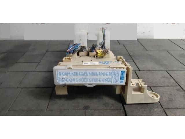 bontott TOYOTA RAV 4 Biztosítéktábla Utastér