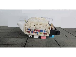 bontott TOYOTA RAV 4 Biztosítéktábla Utastér