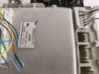 bontott TOYOTA RAV 4 Biztosítéktábla Utastér