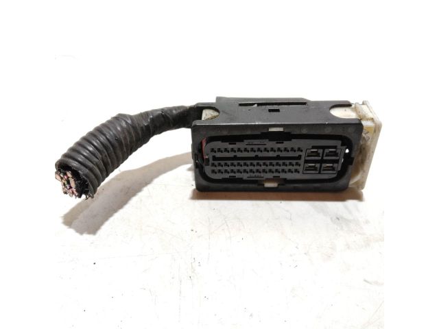 bontott TOYOTA RAV 4 Csatlakozó