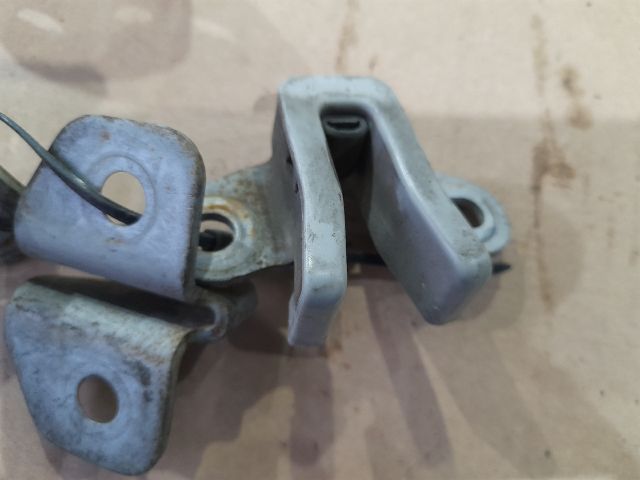 bontott TOYOTA RAV 4 Csomagtérajtó Ajtóbehúzó