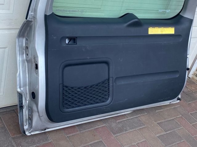 bontott TOYOTA RAV 4 Csomagtérajtó Kárpit