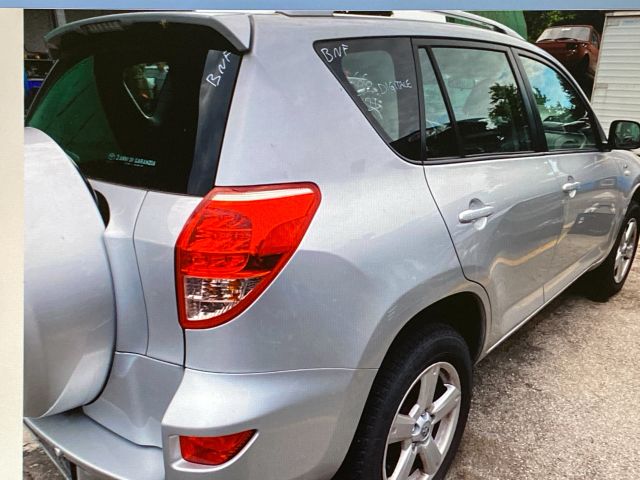 bontott TOYOTA RAV 4 Csomagtérajtó Kárpit