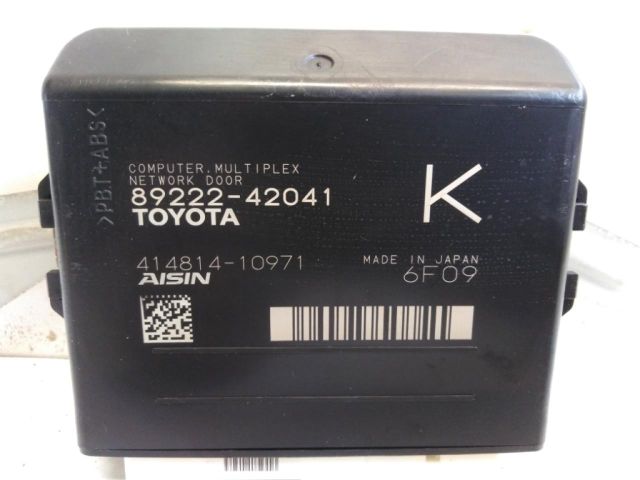 bontott TOYOTA RAV 4 Csomagtérajtó Motor Elektronika