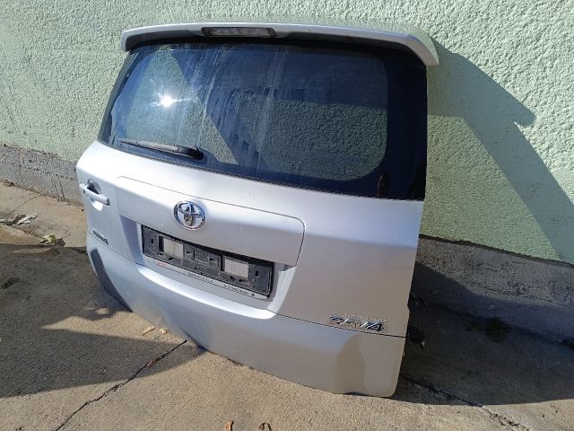 bontott TOYOTA RAV 4 Csomagtérajtó (Részeivel)