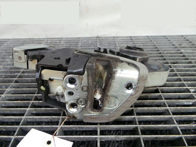 bontott TOYOTA RAV 4 Csomagtérajtó Ütköző