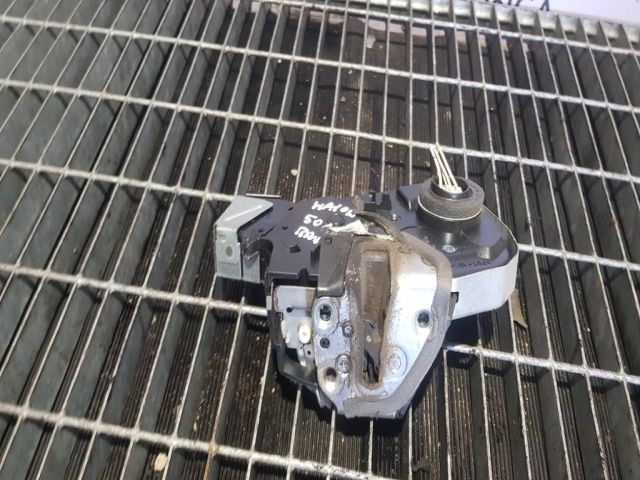 bontott TOYOTA RAV 4 Csomagtérajtó Zárszerkezet