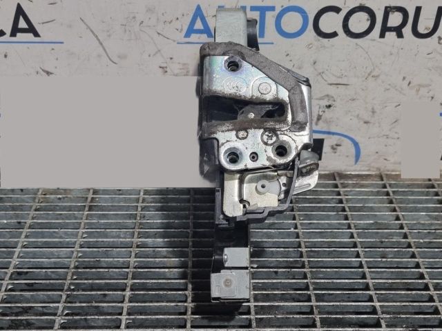 bontott TOYOTA RAV 4 Csomagtérajtó Zárszerkezet