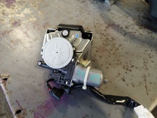 bontott TOYOTA RAV 4 Csomagtérajtó Zárszerkezet