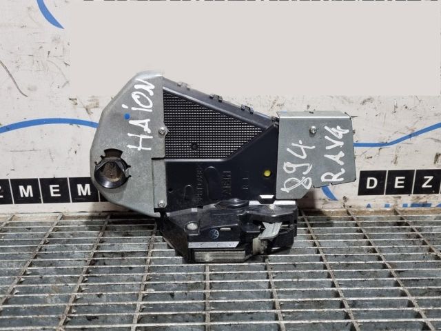 bontott TOYOTA RAV 4 Csomagtérajtó Zárszerkezet