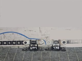 bontott TOYOTA RAV 4 Csomagtérajtó Zsanér