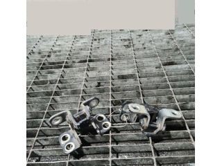 bontott TOYOTA RAV 4 Csomagtérajtó Zsanér