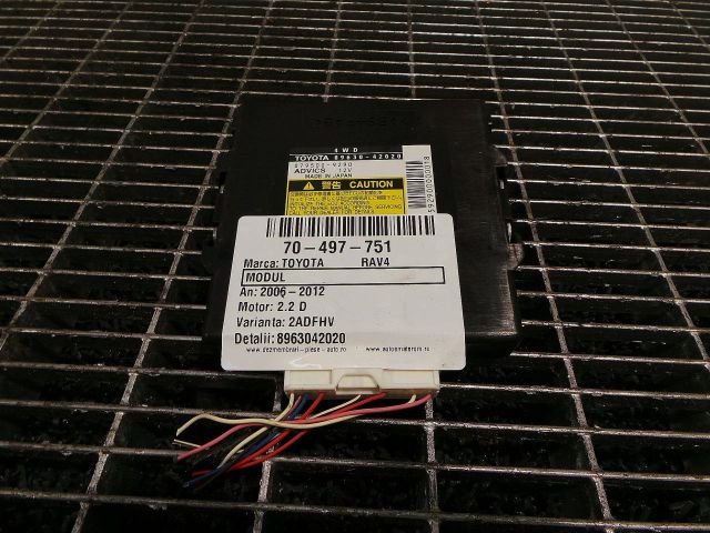 bontott TOYOTA RAV 4 Elektronika (Magában)