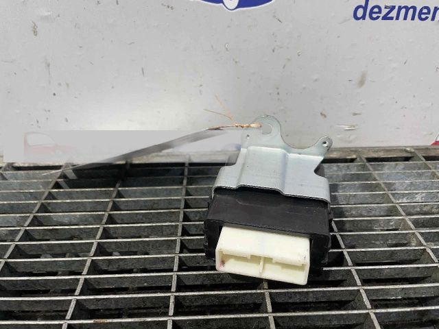 bontott TOYOTA RAV 4 Elektronika (Magában)