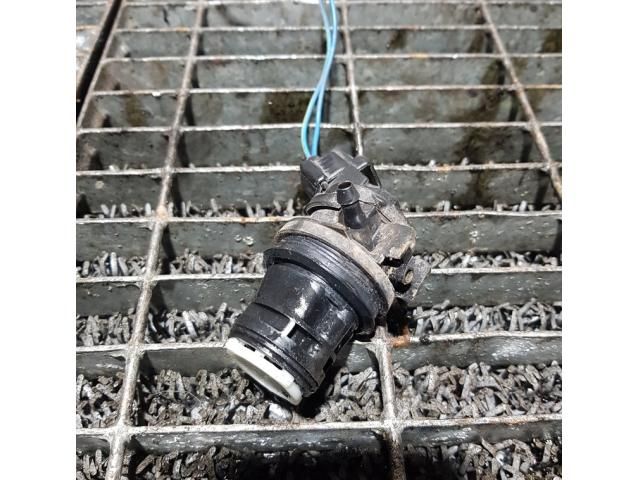 bontott TOYOTA RAV 4 Első Ablakmosó Szivattyú