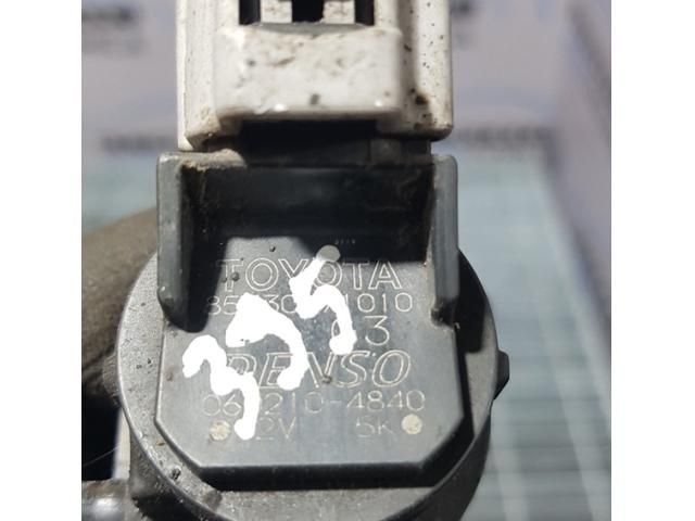 bontott TOYOTA RAV 4 Első Ablakmosó Szivattyú