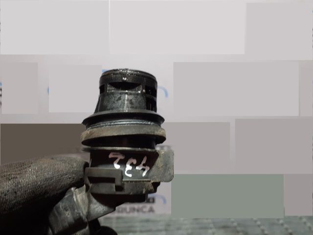 bontott TOYOTA RAV 4 Első Ablakmosó Szivattyú