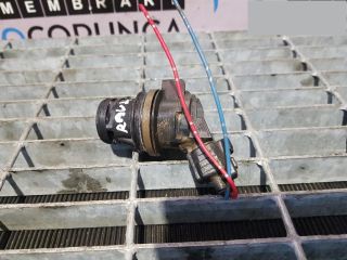 bontott TOYOTA RAV 4 Első Ablakmosó Szivattyú