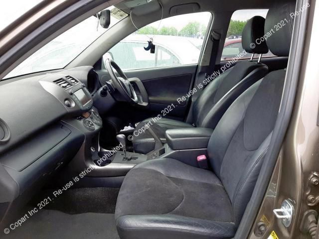 bontott TOYOTA RAV 4 Első Ablakmosó Szivattyú