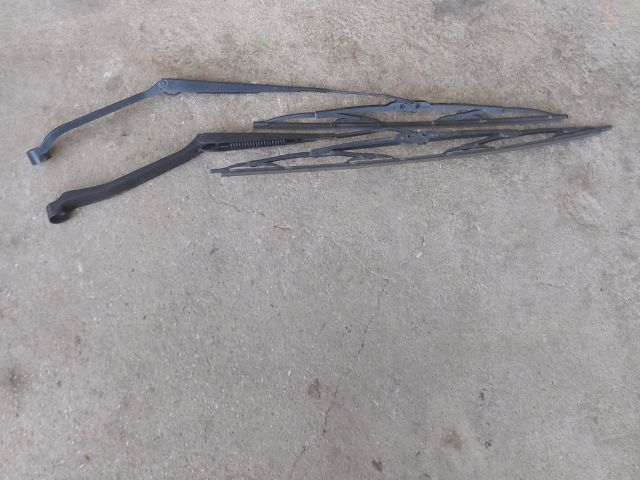 bontott TOYOTA RAV 4 Első Ablaktörlő Kar