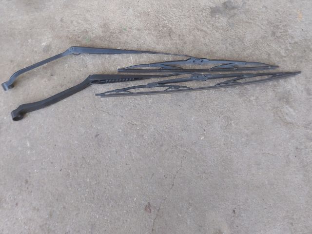 bontott TOYOTA RAV 4 Első Ablaktörlő Kar