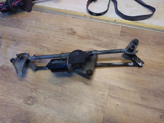 bontott TOYOTA RAV 4 Első Ablaktörlő Szerkezet Motorral