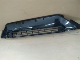 bontott TOYOTA RAV 4 Első Lökhárító Alsó Középső Díszrács