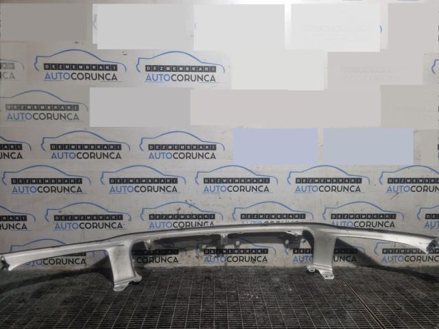 bontott TOYOTA RAV 4 Első Lökhárító Díszléc