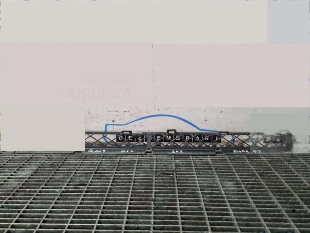 bontott TOYOTA RAV 4 Első Lökhárító Díszléc