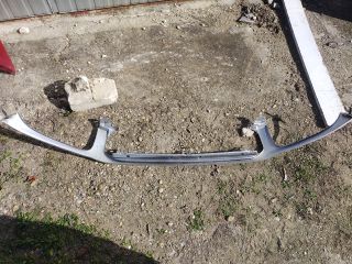 bontott TOYOTA RAV 4 Első Lökhárító Díszléc