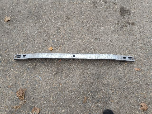 bontott TOYOTA RAV 4 Első Lökhárító Merevítő (Fém)