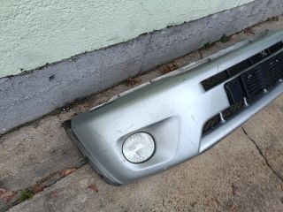 bontott TOYOTA RAV 4 Első Lökhárító (Részeivel)