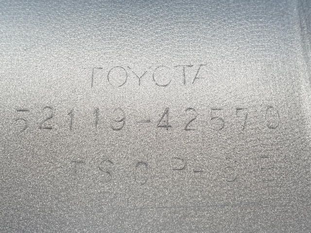 bontott TOYOTA RAV 4 Első Lökhárító (Részeivel)