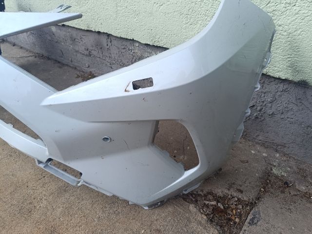 bontott TOYOTA RAV 4 Első Lökhárító (Részeivel)