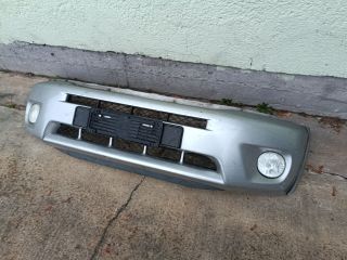 bontott TOYOTA RAV 4 Első Lökhárító (Részeivel)