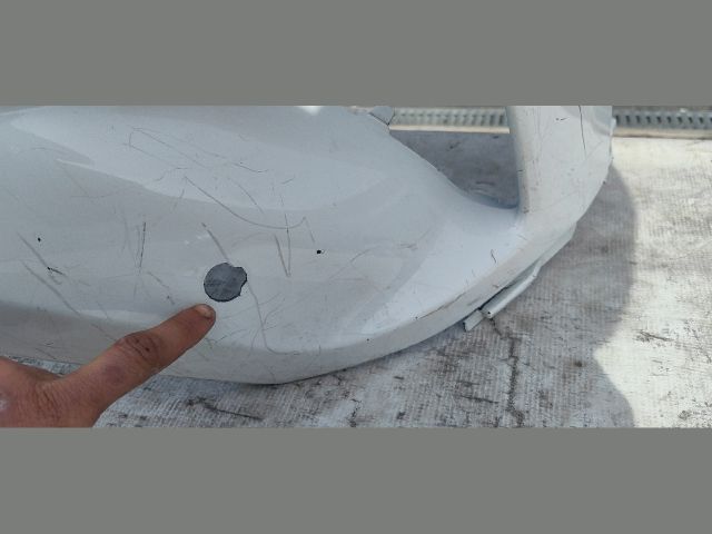 bontott TOYOTA RAV 4 Első Lökhárító (Üresen)