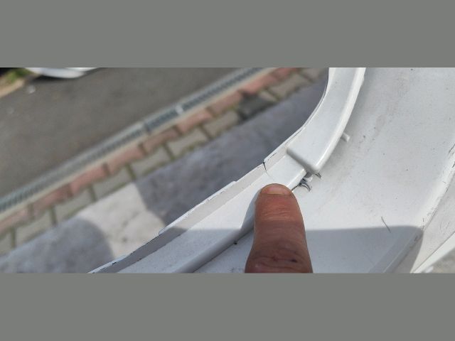 bontott TOYOTA RAV 4 Első Lökhárító (Üresen)