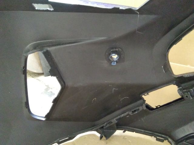 bontott TOYOTA RAV 4 Első Lökhárító (Üresen)