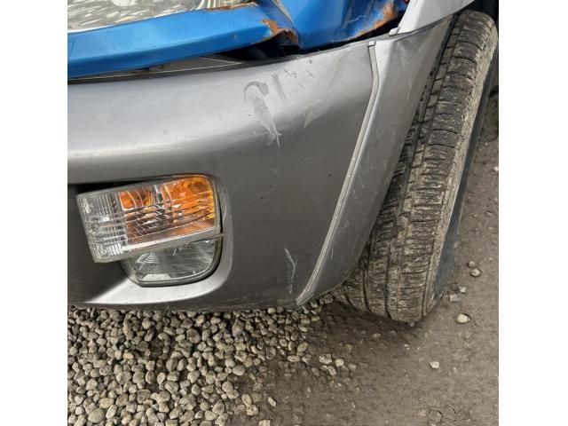 bontott TOYOTA RAV 4 Első Lökhárító (Üresen)