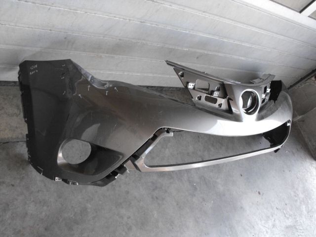 bontott TOYOTA RAV 4 Első Lökhárító (Üresen)