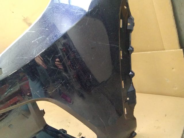 bontott TOYOTA RAV 4 Első Lökhárító (Üresen)