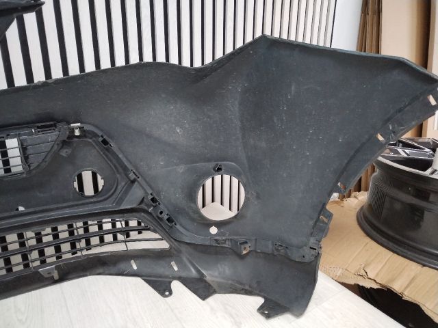 bontott TOYOTA RAV 4 Első Lökhárító (Üresen)