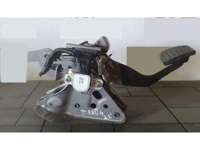 bontott TOYOTA RAV 4 Fékpedál