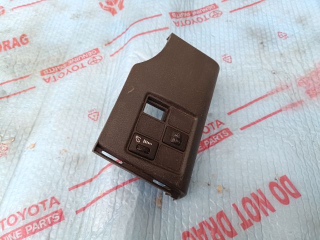 bontott TOYOTA RAV 4 Fényszórómagasság Állító Kapcsoló