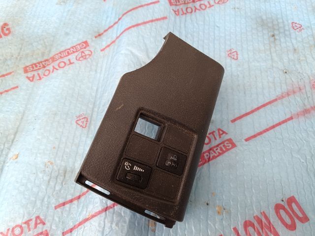 bontott TOYOTA RAV 4 Fényszórómagasság Állító Kapcsoló