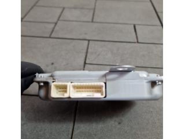 bontott TOYOTA RAV 4 Feszültségszabályzó